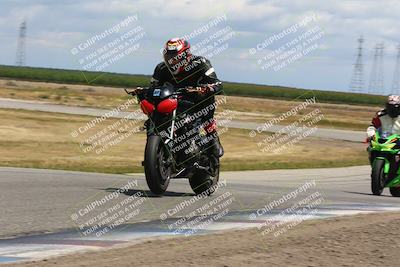 media/Apr-26-2024-TrackDaz (Fri) [[c4b677d280]]/B Group/120pm (Wheelie Bump)/